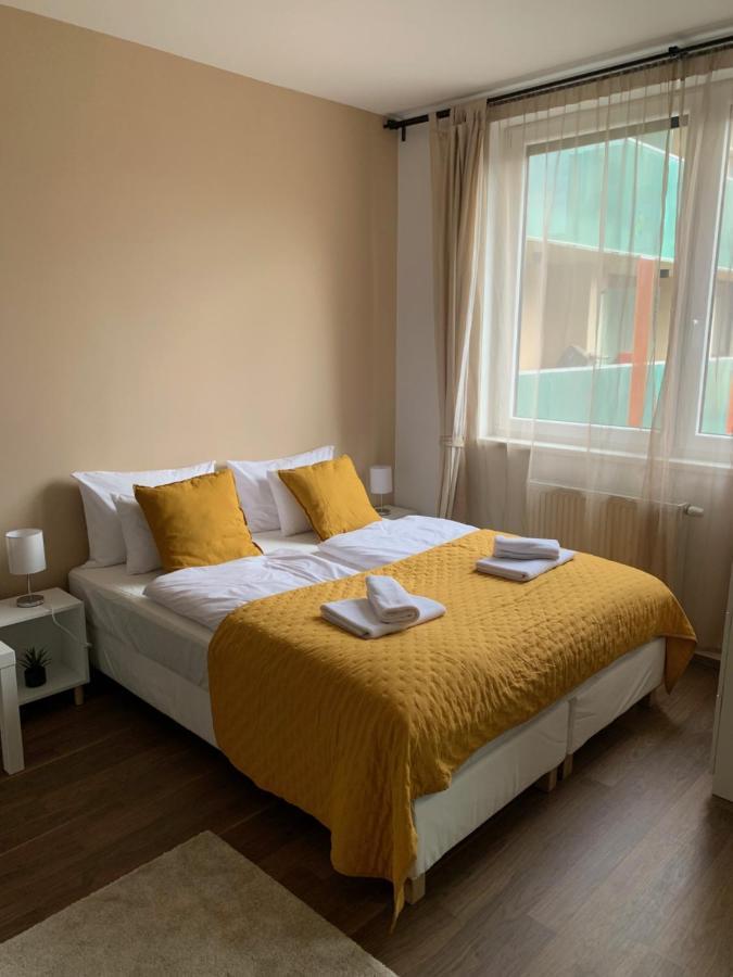 Corvin Sun Downtown Apartment Budapest Exterior photo